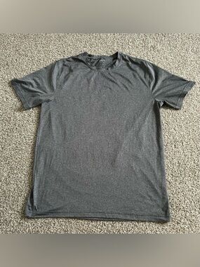 Old Navy Cloud Motion Active Crewneck Tee
